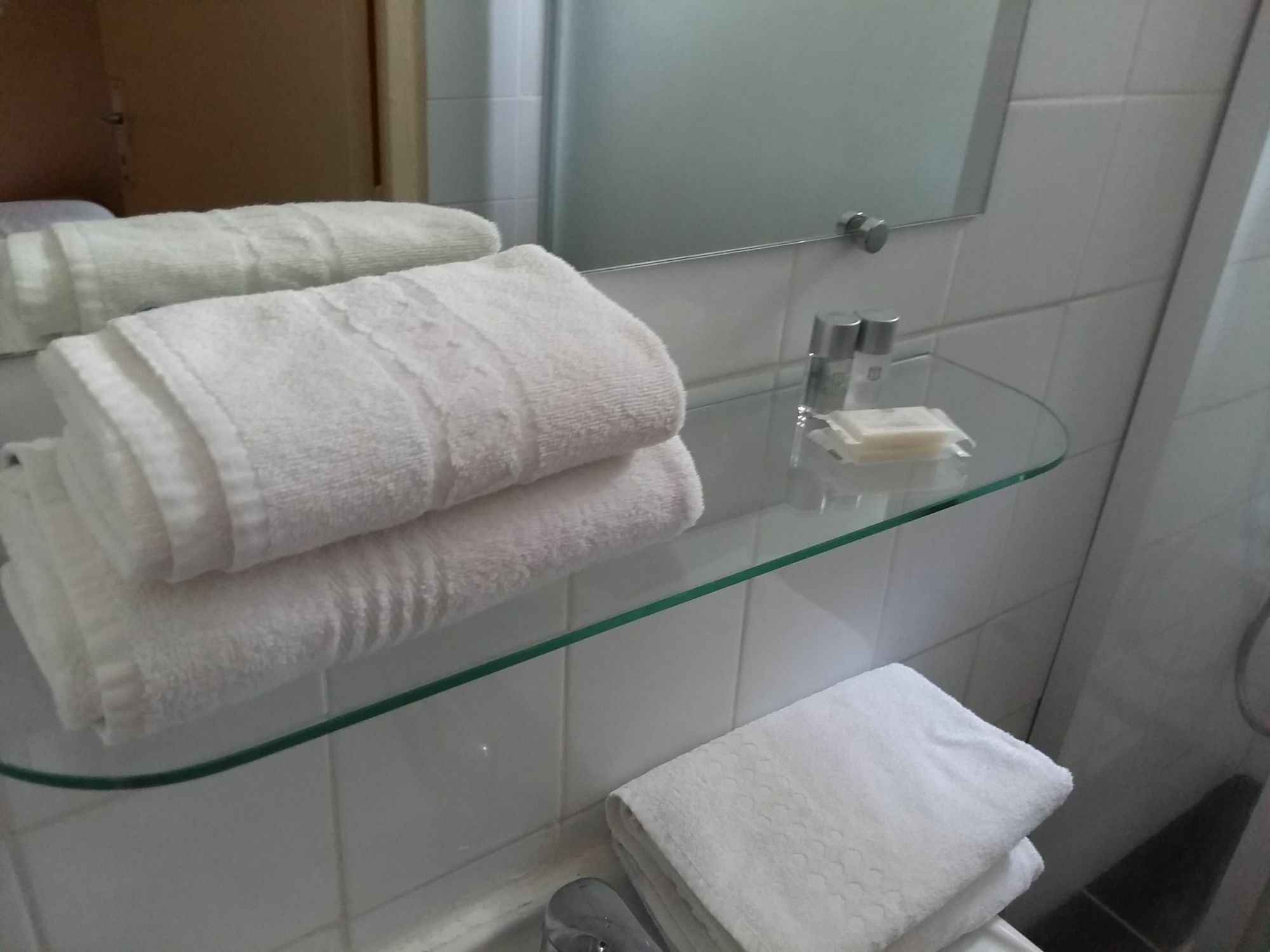 פריז Hotel Du Metro מראה חיצוני תמונה